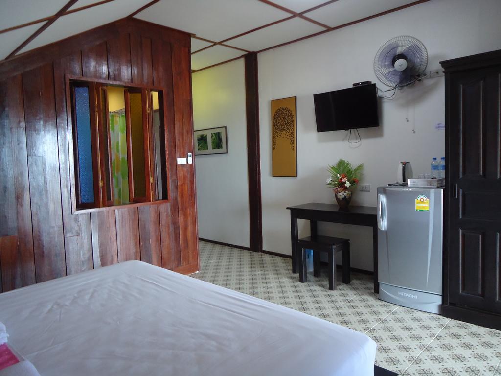 קאנום Sea Breeze House, Naiplao Beach מראה חיצוני תמונה